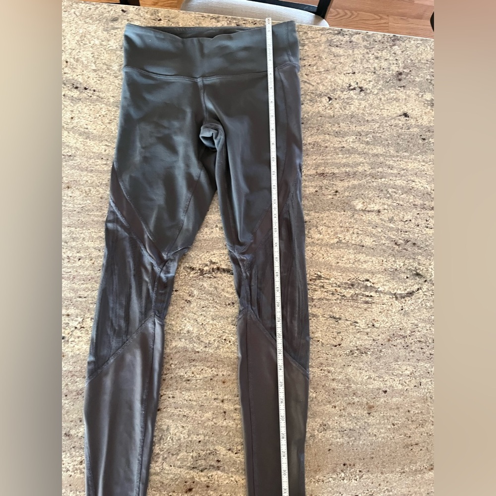Alo Yoga Mesh Panel Moto Epic Leggings- XS  -Dark Storm Gray